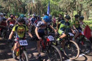 Харьковские велогонщики вернулись из Кропивницкого с медалями