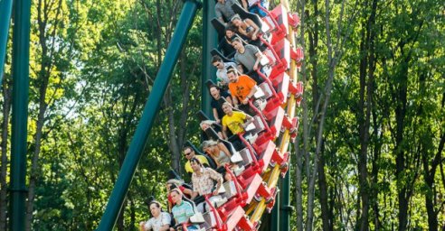 В парке Горького начали работать аттракционы