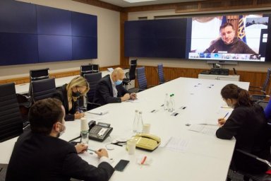 На селекторном совещании у Президента подвели первые итоги карантина выходного дня