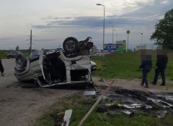 ДТП: жесткая авария с перевертышем (ФОТО, ВИДЕО, Обновлено)