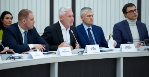 В Харькове обсудили законодательное решение проблем жителей Востока страны
