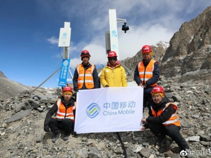 Huawei совместно с китайскими компаниями успешно завершила монтаж 5G на Эвересте (ФОТО)
