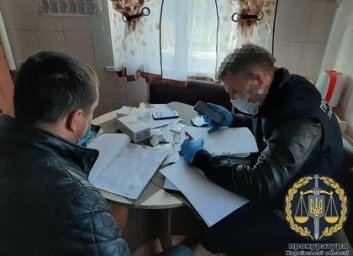 Афера на 300 миллионов: черные лесорубы под крышей полицейских (ФОТО)