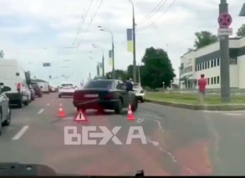 ДТП: две легковушки не поделили Сумскую (ВИДЕО)