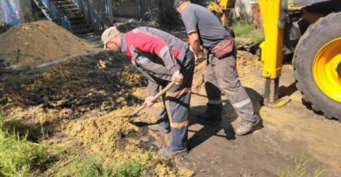 
В Харькове за неделю устранили более 90 повреждений на водоводах
