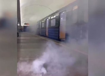 В метро на Южном вокзале под «прицелом» ликвидировали пожар (ВИДЕО)