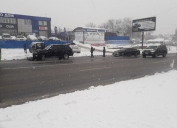 ДТП: на Салтовке столкнулись легковушки (ФОТО)