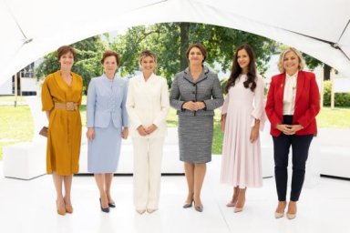 В Киеве первые леди из разных стран основали международную платформу для решения гуманитарных пробле