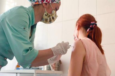 &laquo;Сделать прививку &ndash; это наш долг&raquo; &ndash; педагоги Харьковщины продолжают активно вакцинироваться