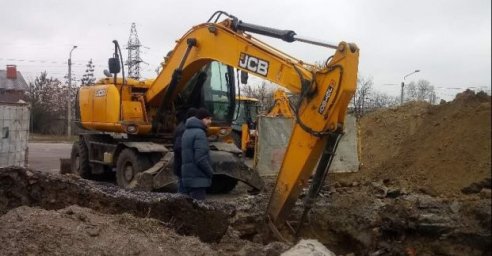 
В Киевском районе ликвидировали сложную аварию на водоводе

