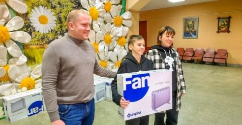 
Многодетные семьи Харькова получают обогреватели
