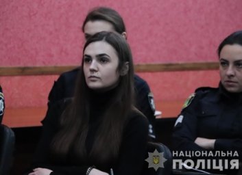 Полицейских учат общаться с жертвами домашнего насилия и их обидчиками (ФОТО)