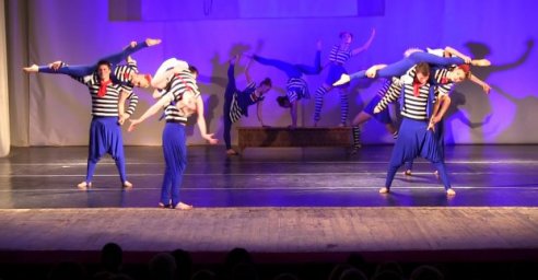 Ансамбль современного танца &laquo;Эстет&raquo; отметил 20-летний юбилей