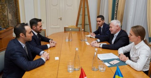 Игорь Терехов встретился с президентом турецкой авиакомпании