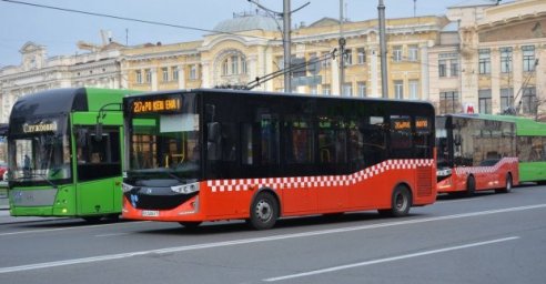 
По схеме блэкаута в Харькове работают более ста автобусов
