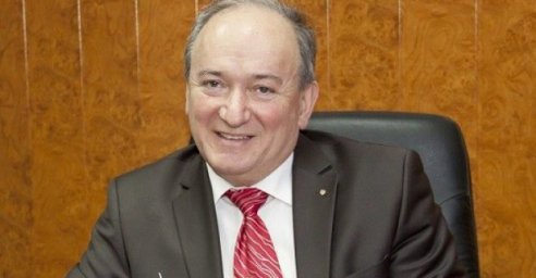 Игорь Терехов поздравил с днем рождения почетного харьковчанина Юрия Караченцева