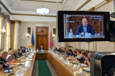 &laquo;Руководители вузов несут персональную ответственность за вакцинацию работников&raquo; - Александр Скакун