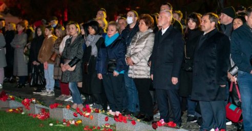 У Мемориала Славы прошел реквием