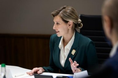 Елена Зеленская инициировала создание информационного портала по реформированию системы школьного пи