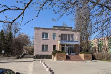 Инфекционная больница получила очередной медицинский груз