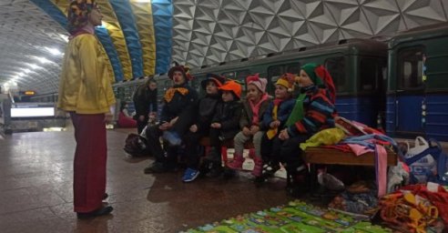 На станциях метро создают условия для обучения и отдыха детей