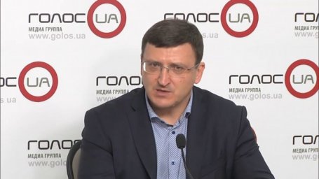 Василий Воскобойник. Трудовые мигранты боятся &laquo;железного занавеса&raquo; в Украине