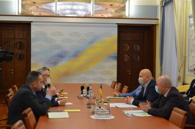 Александр Скакун провел встречу с послом государства Израиль