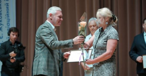 В ХАИ отметили 91-летие и открыли памятник истребителю