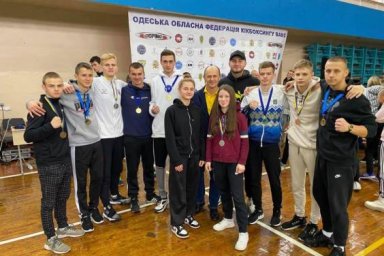 Харьковские кикбоксеры победили на чемпионате Украины