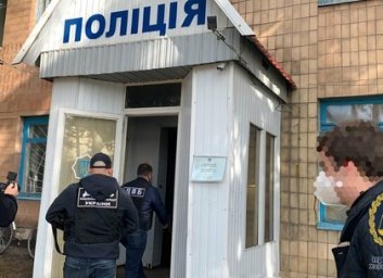 Проплатили и задержали невиновного: копы предстанут перед судом (ФОТО)