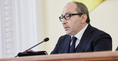 Геннадий Кернес попросил харьковчан оставаться дома и дал личный телефон для обращений