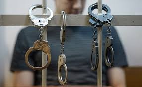 Ворвались, изнасиловали и ограбили: копы задержали преступников