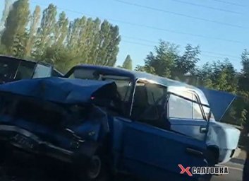 ДТП: в столкновении разбиты Жигули (ФОТО)