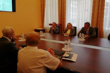 Олег Уруский ознакомился с работой &laquo;Хартрона&raquo;