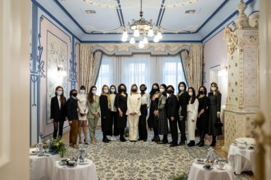 Елена Зеленская встретилась с героинями проекту СВОЯ