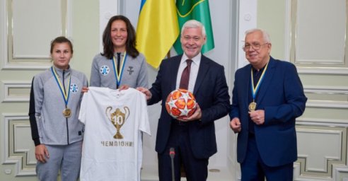 Игорь Терехов поздравил ФК &laquo;Жилстрой-1&raquo; с 15-летием