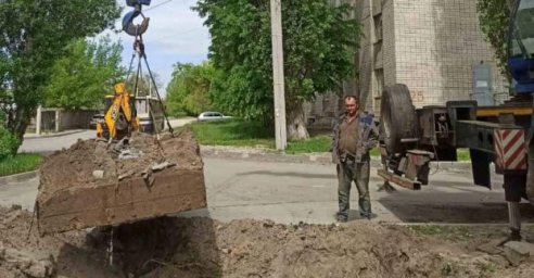 В Новобаварском районе оперативно возобновляют подачу воды