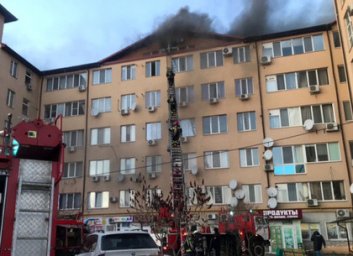 В новострое возле Киевской горела мансарда: есть пострадавший (ВИДЕО, ФОТО)