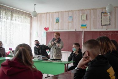 Полтысячи школьников Востока Украины приняли участие в конкурсе рецензий &laquo;Читай-пиши&raquo;