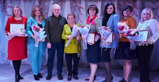 
Игорь Терехов поздравил с Международным женским днем женщин Салтовского района
