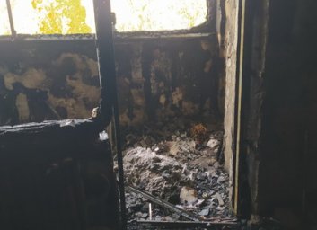 Напал на своего отца и поджог квартиру: преступник в розыске (ОБНОВЛЕНО, ФОТО)