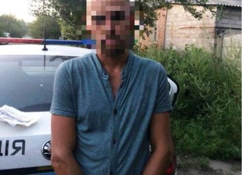 Выгнал мать из дома: харьковчанина привлекли к административной ответственности (ФОТО)