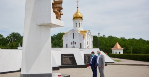 Представители дипломатического клуба посетили «Высоту маршала Конева»