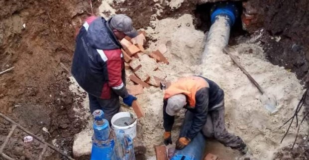 
В Шевченковском районе восстанавливают подачу воды
