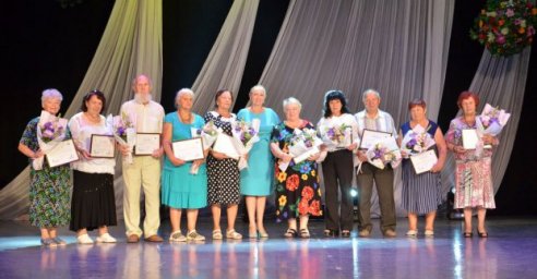 Ветеранов Киевского района поздравили с Днем города