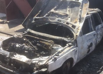 Автолюбитель обжег руки, орудуя болгаркой в гаражах на ХТЗ