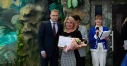 Учителей Шевченковского района поздравили с профессиональным праздником