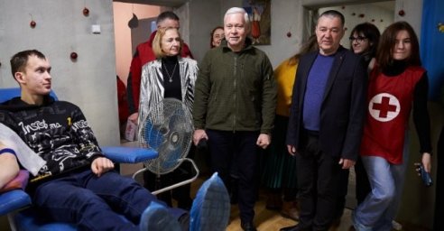 
Игорь Терехов посетил областной центр службы крови
