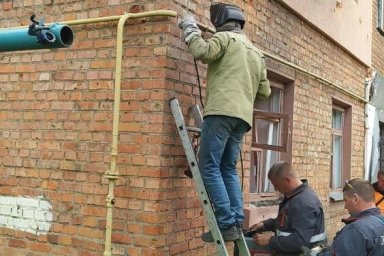 Газовики восстанавливают разрушенные сети в освобожденной Ольховской громаде