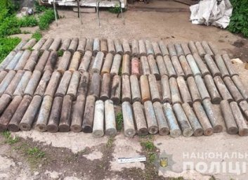 В гараже жителя области нашли склад боеприпасов (ФОТО)